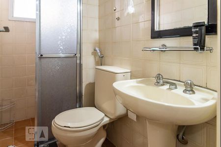 Apartamento para alugar com 35m², 1 quarto e 2 vagas Apartamento para alugar com 35m², 1 quarto e 2 vagasBanheiro