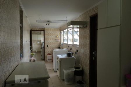 Apartamento à venda com 220m², 3 quartos e 2 vagas Apartamento à venda com 220m², 3 quartos e 2 vagasarea de serviço