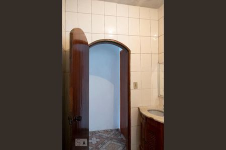 Casa para alugar com 50m², 2 quartos e sem vaga Casa para alugar com 50m², 2 quartos e sem vagaBANHEIRO