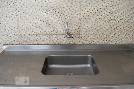 Casa para alugar com 50m², 2 quartos e sem vaga Casa para alugar com 50m², 2 quartos e sem vagaCOZINHA