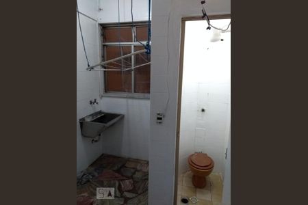 Banheiro de Serviço de apartamento para alugar com 2 quartos, 80m² em Centro, Niterói