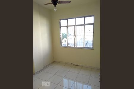 Quarto 1 de apartamento para alugar com 2 quartos, 80m² em Centro, Niterói