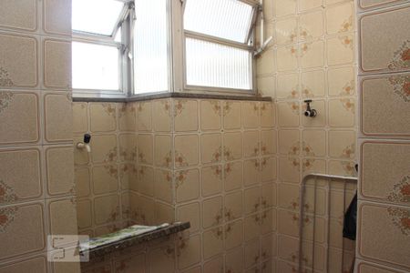 area de serviço de apartamento para alugar com 2 quartos, 47m² em Vila Isabel, Rio de Janeiro