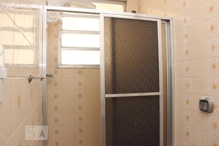 banheiro 1 de apartamento para alugar com 2 quartos, 47m² em Vila Isabel, Rio de Janeiro