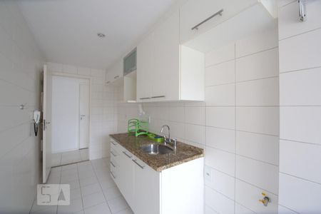 Apartamento à venda com 70m², 2 quartos e 1 vagaCozinha