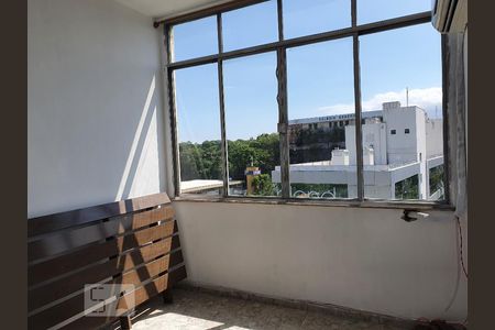 Quarto 1 de apartamento para alugar com 2 quartos, 70m² em Pechincha, Rio de Janeiro