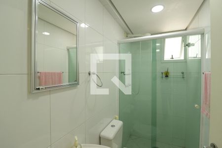 Apartamento à venda com 330m², 3 quartos e 4 vagas Apartamento à venda com 330m², 3 quartos e 4 vagasBanheiro de serviço