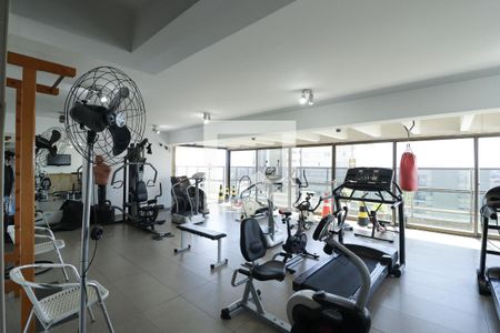 Apartamento à venda com 330m², 3 quartos e 4 vagas Apartamento à venda com 330m², 3 quartos e 4 vagasAcademia