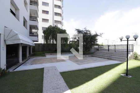 Apartamento à venda com 330m², 3 quartos e 4 vagas Apartamento à venda com 330m², 3 quartos e 4 vagasÁrea Comum
