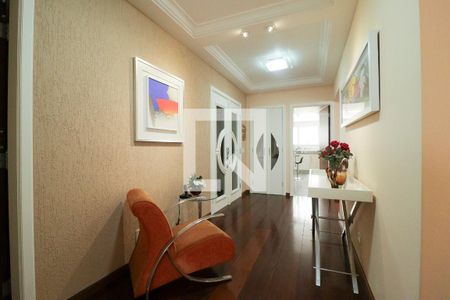 Apartamento à venda com 330m², 3 quartos e 4 vagas Apartamento à venda com 330m², 3 quartos e 4 vagasHall de entrada