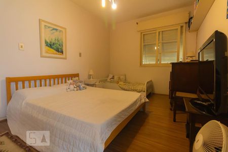 Casa à venda com 224m², 4 quartos e 3 vagas Casa à venda com 224m², 4 quartos e 3 vagasQuarto 2