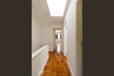 Casa à venda com 180m², 3 quartos e 2 vagasHall dos quartos