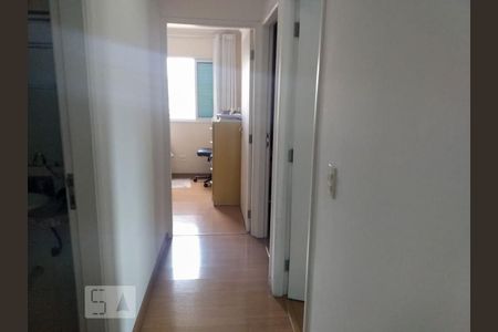 Corredor de apartamento à venda com 3 quartos, 82m² em Vila Romana, São Paulo