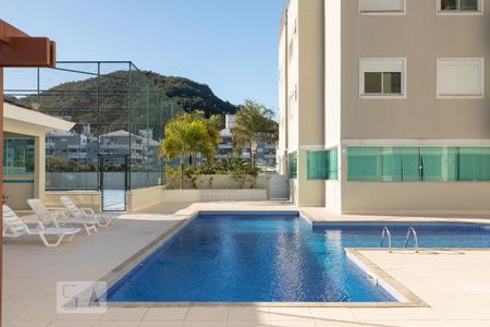 Apartamento para alugar com 75m², 3 quartos e 1 vaga Apartamento para alugar com 75m², 3 quartos e 1 vagaÁrea comum - Piscina