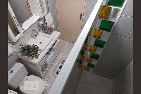 Apartamento à venda com 85m², 2 quartos e sem vaga Apartamento à venda com 85m², 2 quartos e sem vagaBanheiro