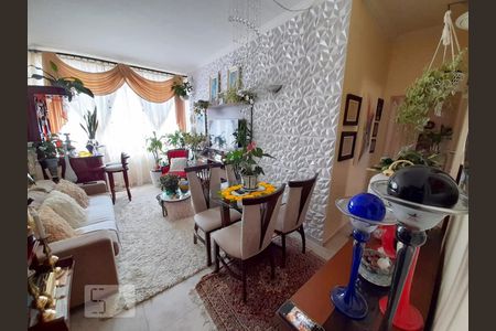 Sala de Apartamento com 2 quartos, 95m² Santa Cecília