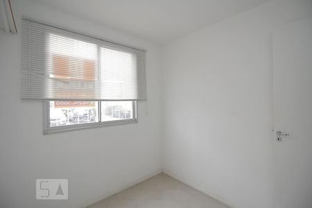 Quarto 1 de apartamento para alugar com 2 quartos, 44m² em Mato Grande, Canoas