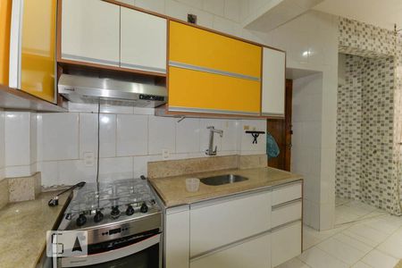 Apartamento à venda com 84m², 2 quartos e sem vaga