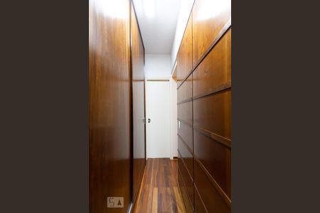 Apartamento à venda com 100m², 2 quartos e 3 vagasCloset da suíte