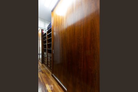 Apartamento à venda com 100m², 2 quartos e 3 vagasCloset da suíte