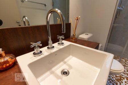 Apartamento à venda com 100m², 2 quartos e 3 vagasBanheiro