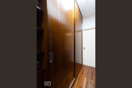 Apartamento à venda com 100m², 2 quartos e 3 vagasCloset da suíte