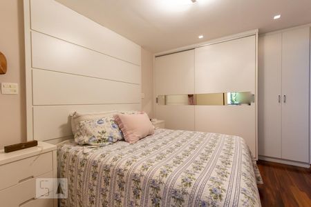 Apartamento à venda com 100m², 2 quartos e 3 vagasSuíte