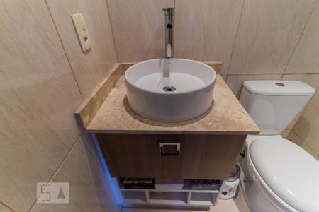 Apartamento à venda com 49m², 2 quartos e 1 vaga Apartamento à venda com 49m², 2 quartos e 1 vagaDetalhe banheiro