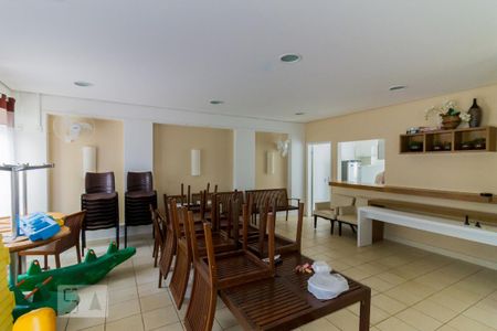 Apartamento à venda com 49m², 2 quartos e 1 vaga Apartamento à venda com 49m², 2 quartos e 1 vagaÁrea comum - Salão de festas