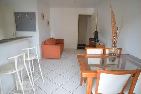 Apartamento para alugar com 40m², 1 quarto e 1 vagaSala