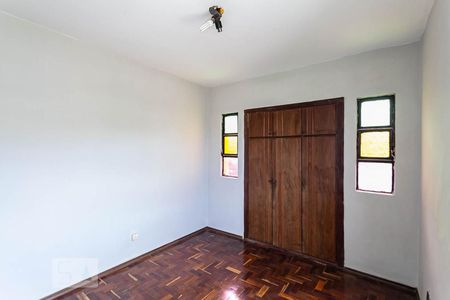 Quarto de apartamento à venda com 3 quartos, 120m² em Santa Efigênia, Belo Horizonte