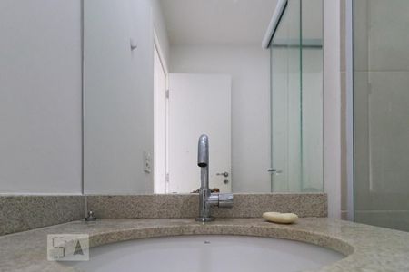 Banheiro - Torneira de apartamento para alugar com 1 quarto, 40m² em Continental, Osasco