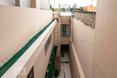 Casa à venda com 250m², 4 quartos e 2 vagas Casa à venda com 250m², 4 quartos e 2 vagasÁrea Externa