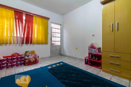 Casa à venda com 250m², 4 quartos e 2 vagas Casa à venda com 250m², 4 quartos e 2 vagasQuarto 4