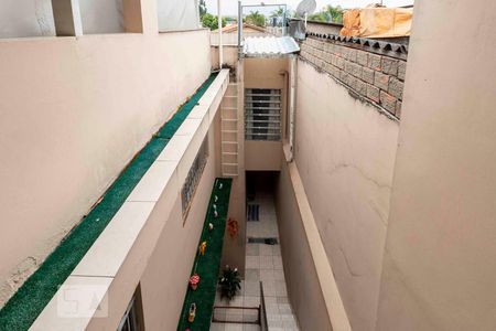 Casa à venda com 250m², 4 quartos e 2 vagas Casa à venda com 250m², 4 quartos e 2 vagasÁrea Externa