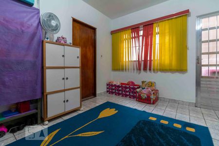 Casa à venda com 250m², 4 quartos e 2 vagas Casa à venda com 250m², 4 quartos e 2 vagasQuarto 4