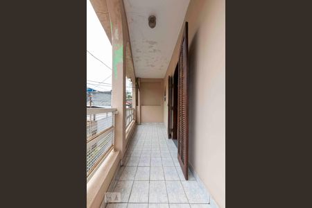 Casa à venda com 250m², 4 quartos e 2 vagas Casa à venda com 250m², 4 quartos e 2 vagasVaranda Quarto 1 - Suite