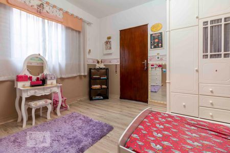 Casa à venda com 250m², 4 quartos e 2 vagas Casa à venda com 250m², 4 quartos e 2 vagasQuarto 3