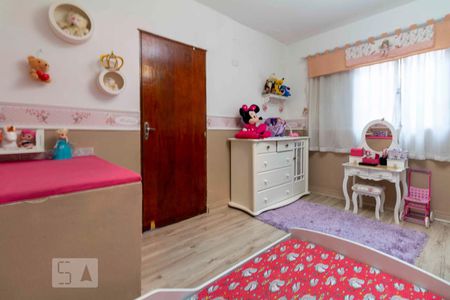 Casa à venda com 250m², 4 quartos e 2 vagas Casa à venda com 250m², 4 quartos e 2 vagasQuarto 3