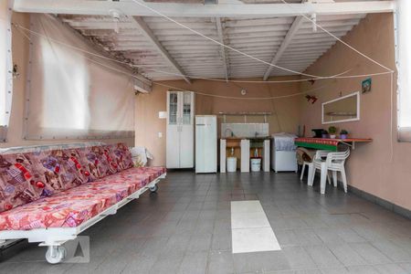 Casa à venda com 250m², 4 quartos e 2 vagas Casa à venda com 250m², 4 quartos e 2 vagasÁrea de Serviço