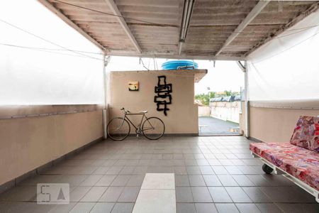 Casa à venda com 250m², 4 quartos e 2 vagas Casa à venda com 250m², 4 quartos e 2 vagasÁrea de Serviço