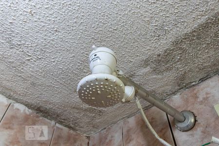 Detalhe do Banheiro de casa para alugar com 1 quarto, 30m² em Vila São Miguel, Barueri