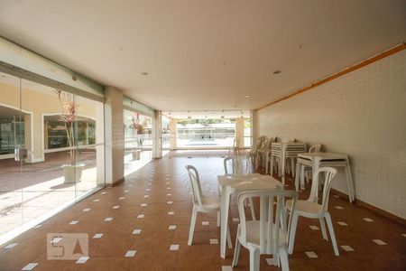 Apartamento à venda com 90m², 2 quartos e 2 vagasÁrea comum - Salão de festas