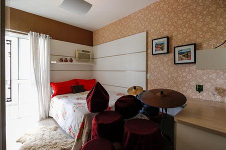 Apartamento à venda com 90m², 2 quartos e 2 vagasSuíte 2