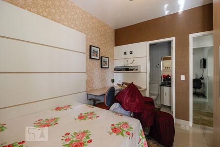 Apartamento à venda com 90m², 2 quartos e 2 vagasSuíte 2