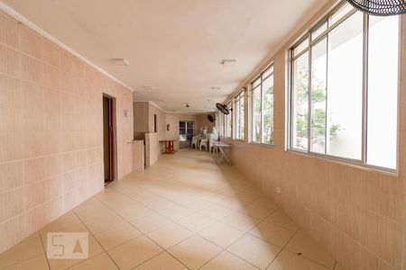 Apartamento à venda com 61m², 2 quartos e 1 vagaSalão de festas