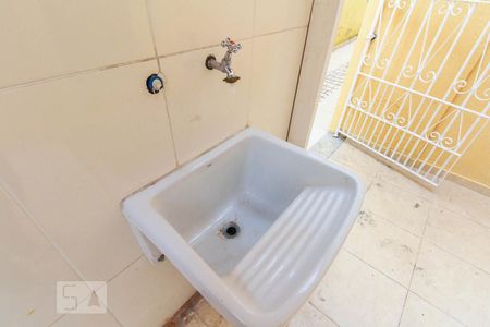 Casa para alugar com 60m², 1 quarto e sem vagaÁrea de serviço e Quintal 