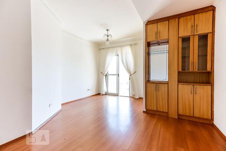 Apartamento para alugar com 82m², 3 quartos e 2 vagasSala