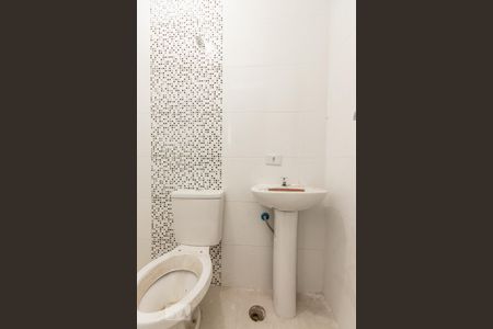 Apartamento para alugar com 45m², 2 quartos e sem vagaBanheiro 