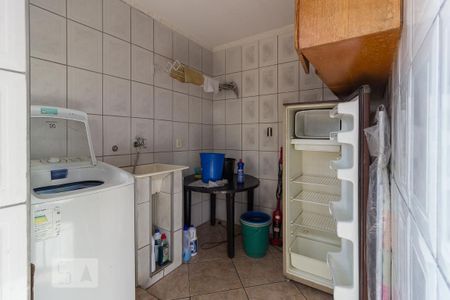 Casa à venda com 63m², 4 quartos e 1 vaga Casa à venda com 63m², 4 quartos e 1 vagaÁrea de Serviço 3